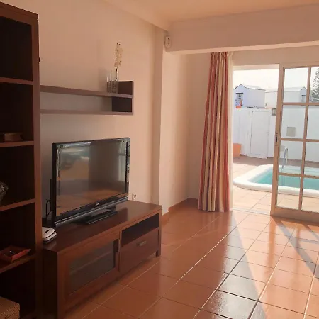 Central House In Tias With Private Pool