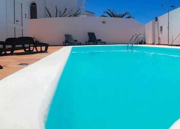 Central House In Tias With Private Pool Tías
