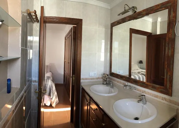 Central House In Tias With Private Pool