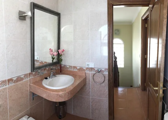 Central House In Tias With Private Pool Tías