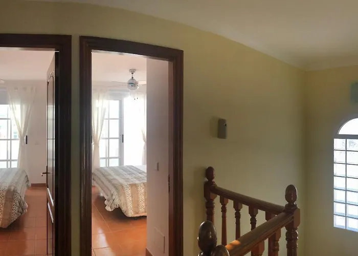 Vakantiehuis Central House In Tias With Private Pool