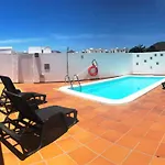 Сasa de vacaciones Central House In Tias With Private Pool