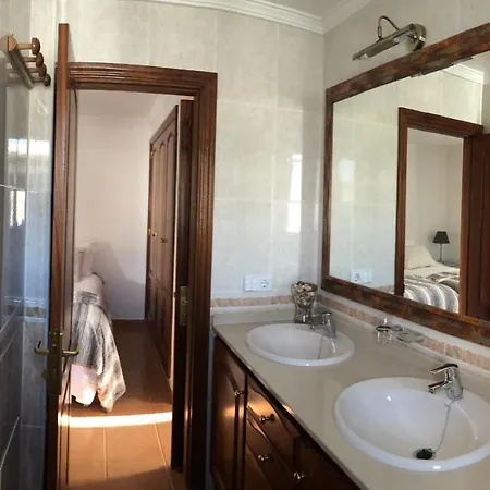 Central House In Tias With Private Pool