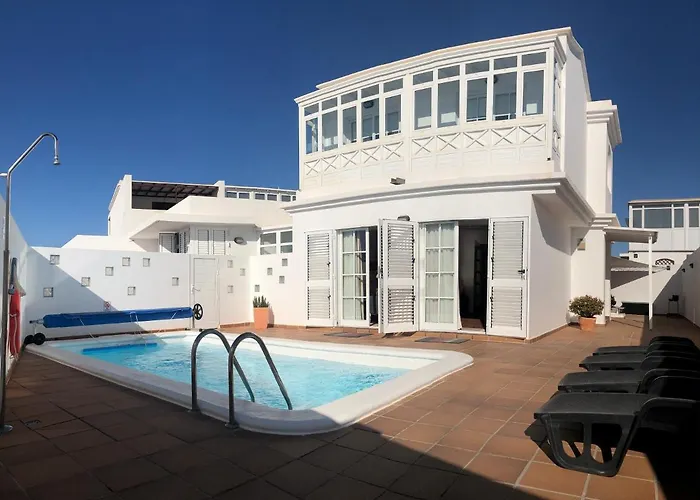 Сasa de vacaciones Central House In Tias With Private Pool *