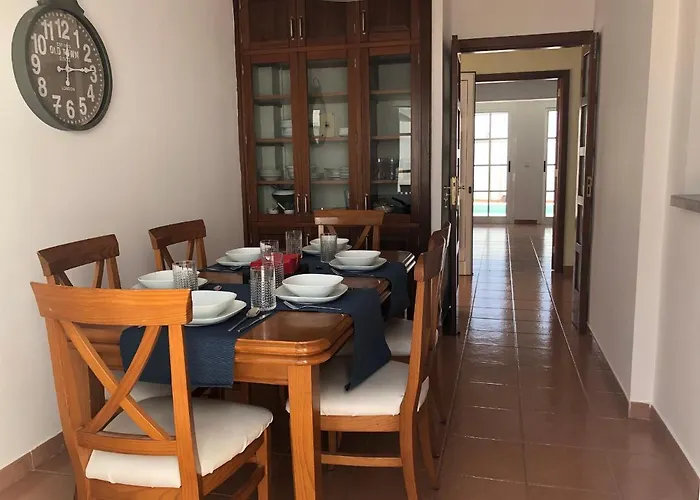 Сasa de vacaciones Central House In Tias With Private Pool